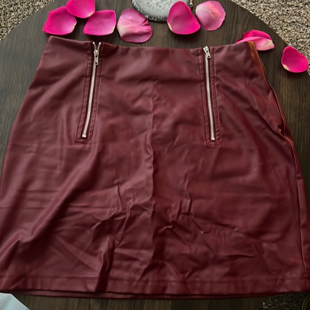Maroon colored skirt